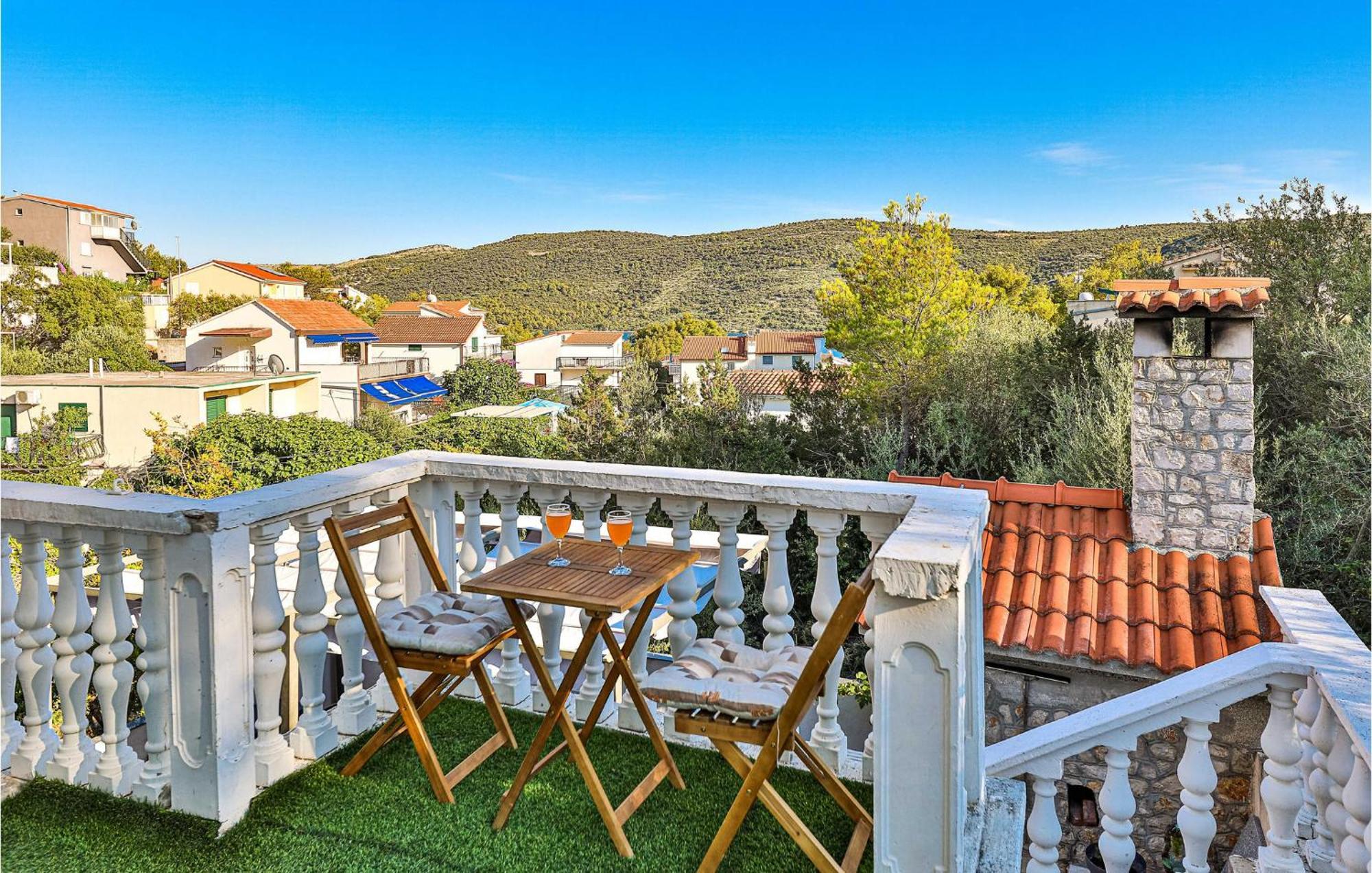 Stunning Home In Marina With Heated Swimming Pool Eksteriør billede