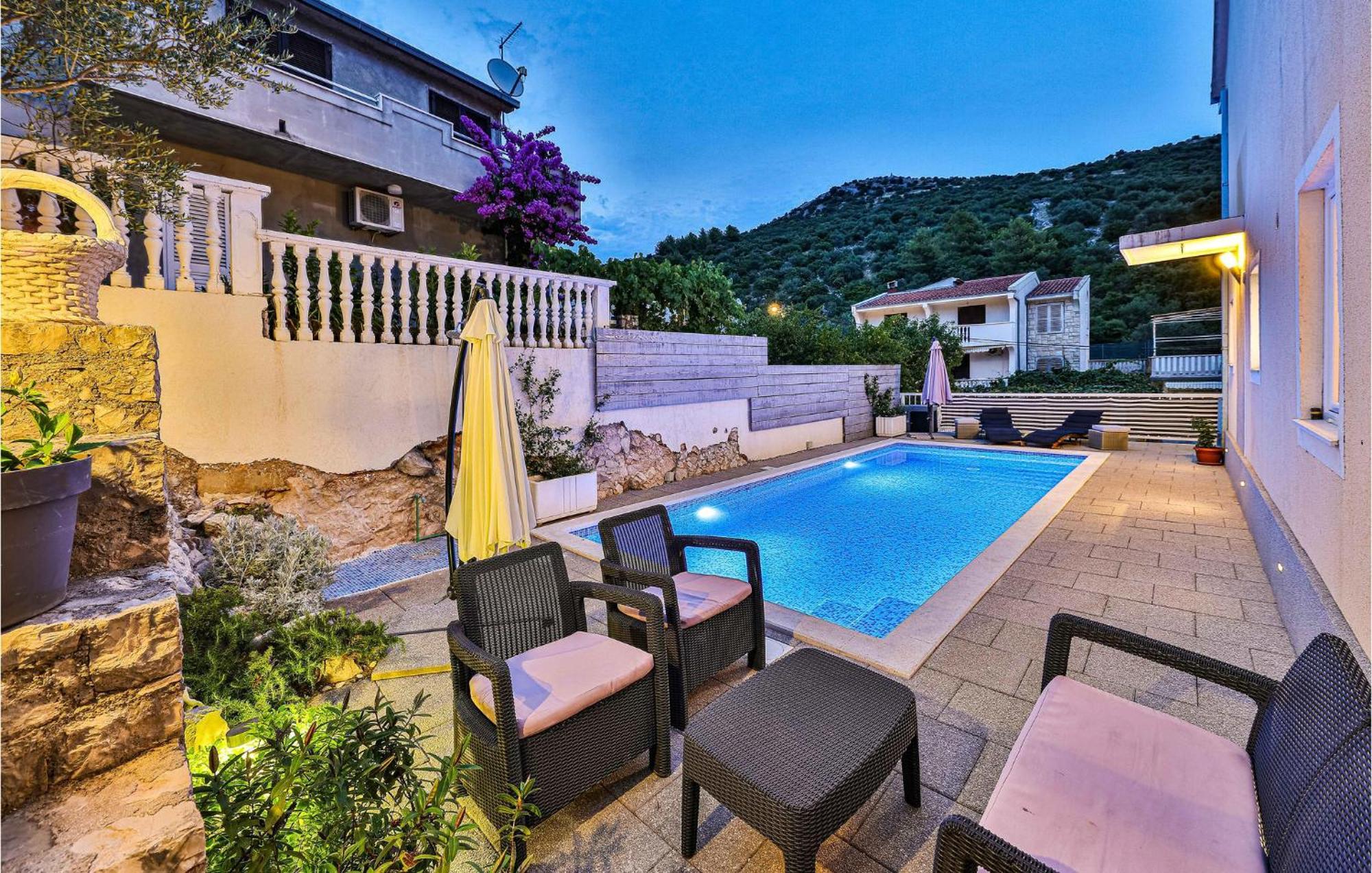 Stunning Home In Marina With Heated Swimming Pool Eksteriør billede